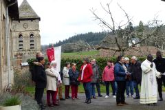 La montée du drapeau ostensionnaire