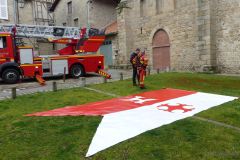 La montée du drapeau ostensionnaire