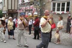 Ostensions-Eymoutiers-2009-16